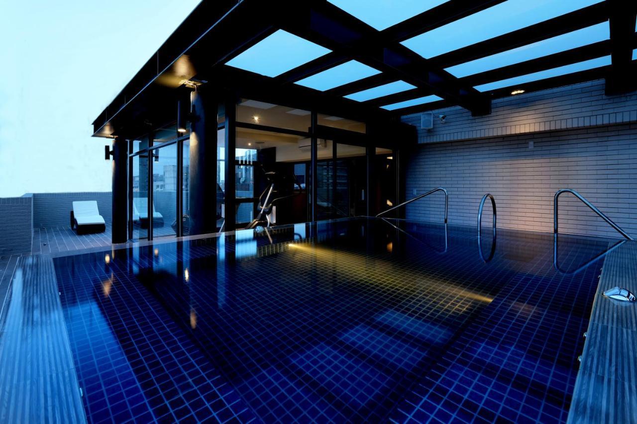 Hotel Kun Tour Taichung Exterior foto